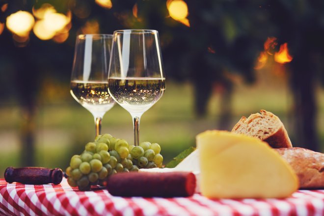 De mest populære hvide druesorter: en rejse gennem smag og aroma